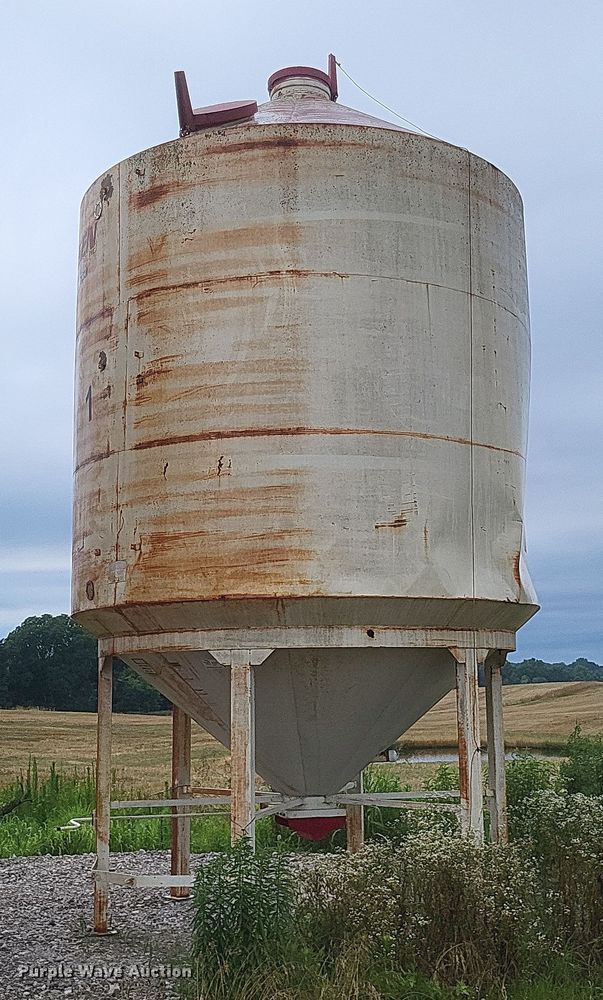 Friesen grain bin - DR4862