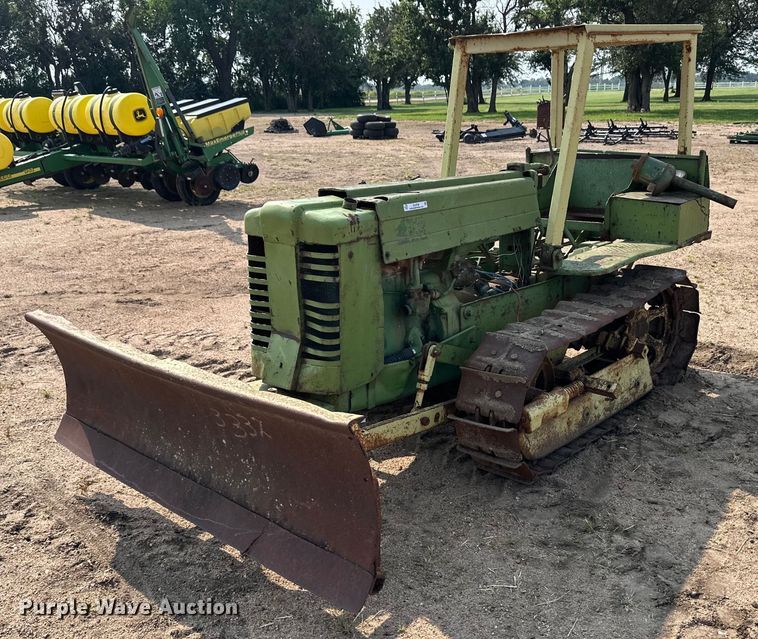 John Deere MC tractor - OL9729