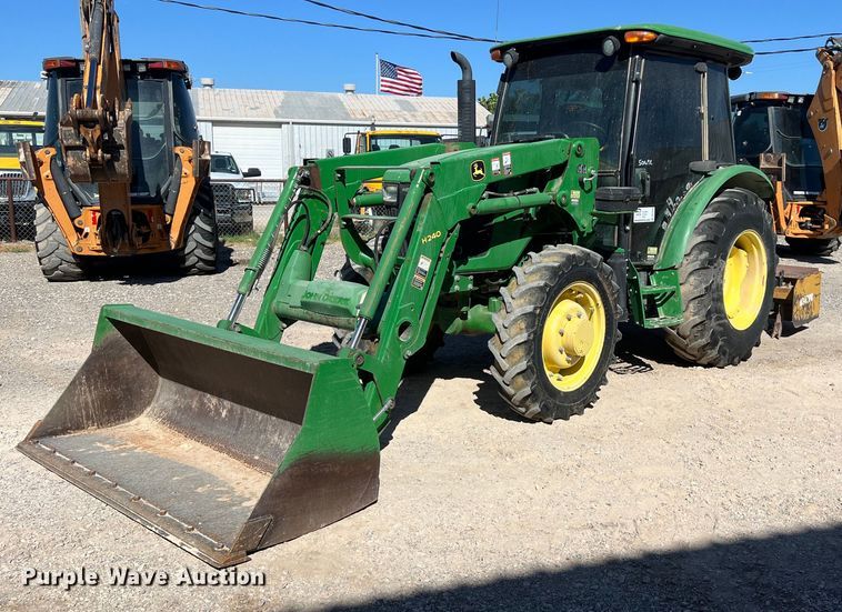 2016 John Deere 5065E MFWD tractor - DO2419