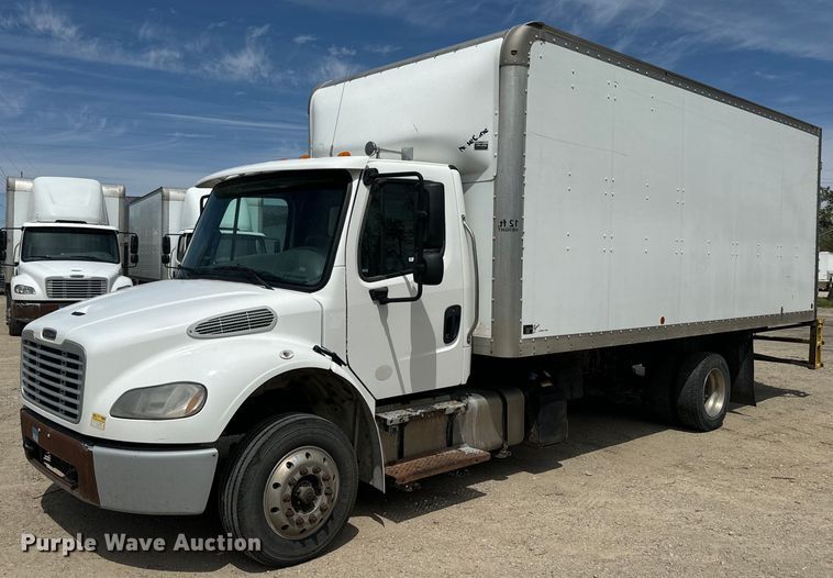2017 Freightliner  Business Class M2 box truck - EJ2686