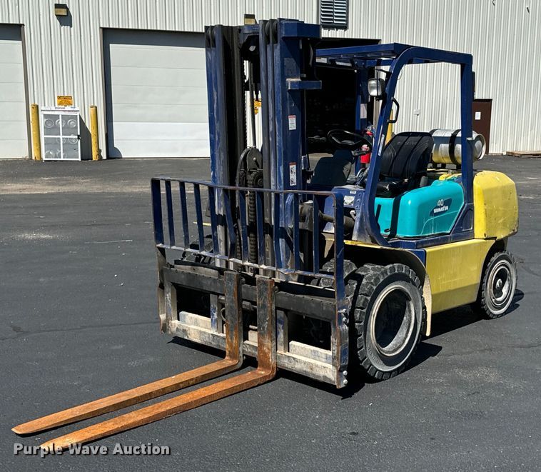 Komatsu 40 forklift - DX0820