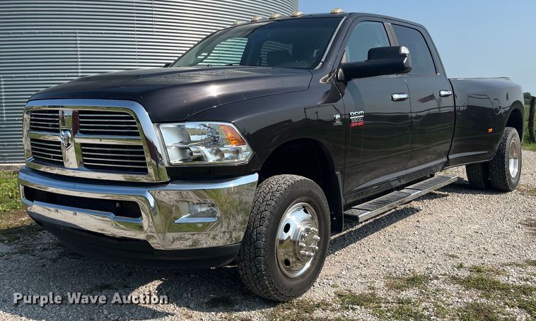2011 Dodge Ram 3500HD Crew Cab pickup truck - EK8786