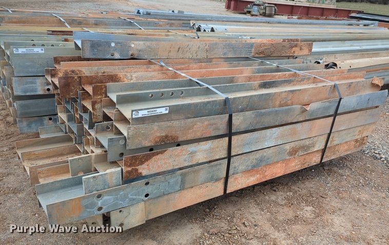 (50) guard rail posts - NG9291