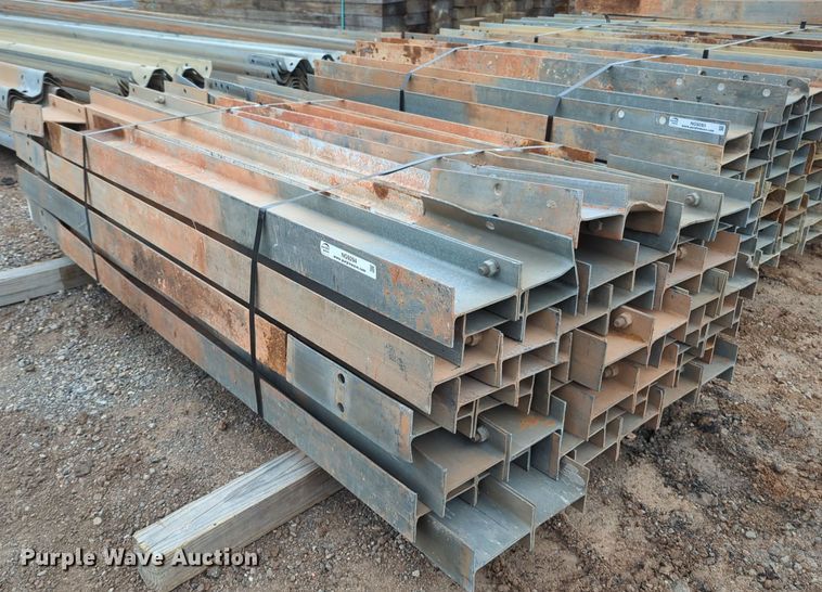 (50) guard rail posts  - NG9294