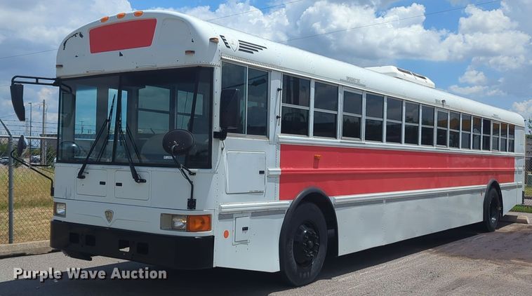 2009 IC RE300 school bus - NG9975