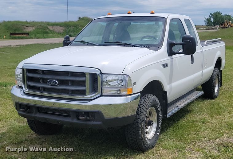 1999 Ford  F250 Super Duty SuperCab pickup truck - NZ9968