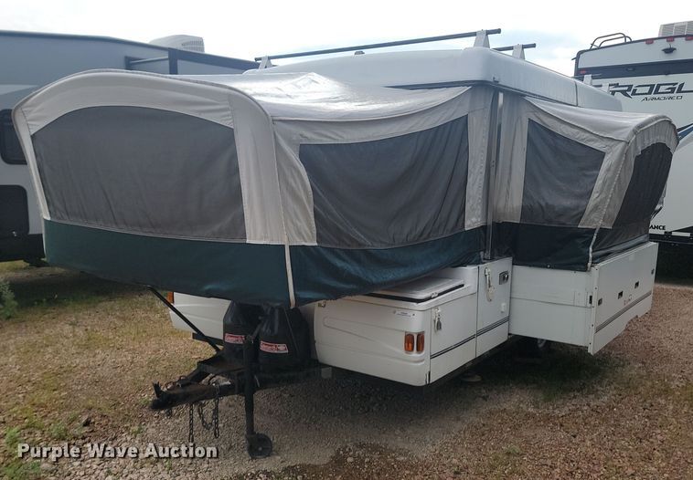 2001 Fleetwood 7x19GRTR pop-up camper - OD9586