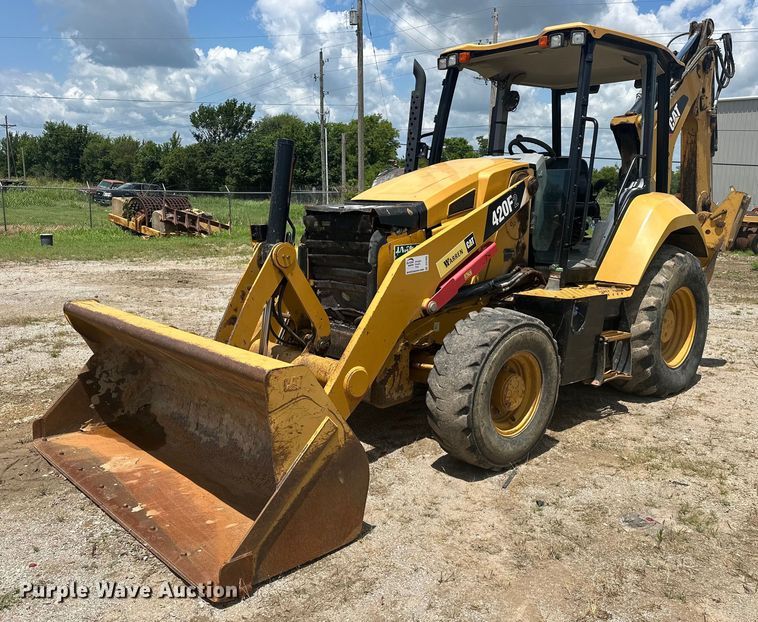 2015 Caterpillar  420F2 backhoe - DO7095