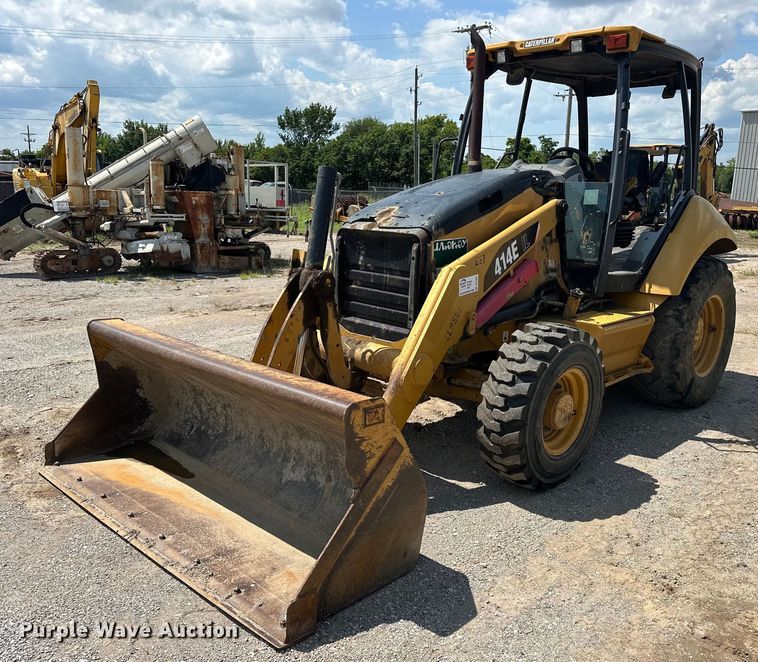 2007 Caterpillar  414E IL loader - DO7097