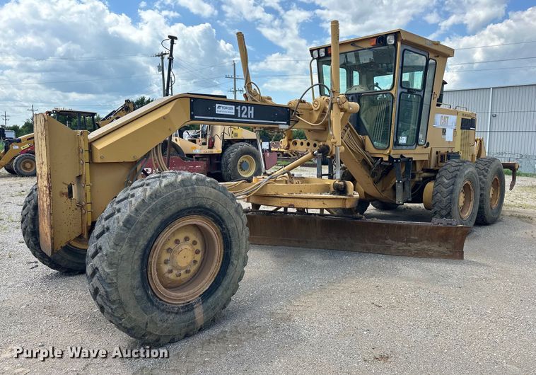 1997 Caterpillar  12H motor grader - DO7100