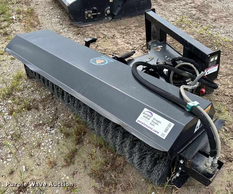 2023 Wolverine  PAB-11-72W skid steer sweeper - DO7127