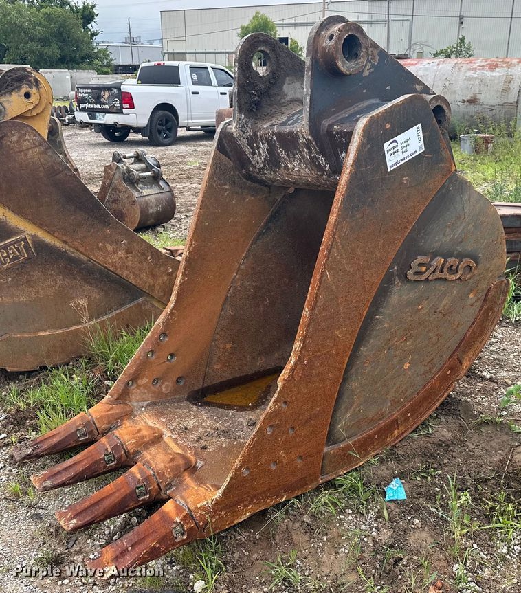 Esco  excavator bucket - DO7128