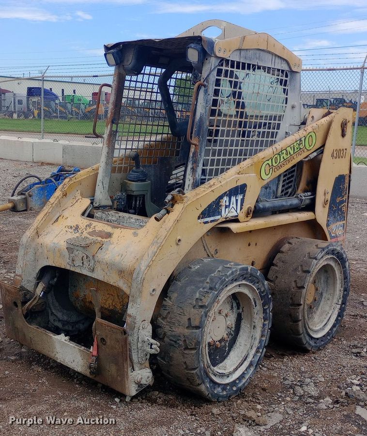 Caterpillar 246 Skid Steer Loader For Sale | Purple Wave Auction