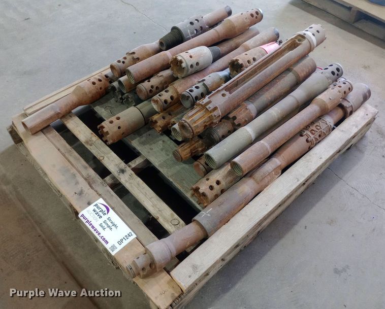 Approximately 25 drill heads - DP1242