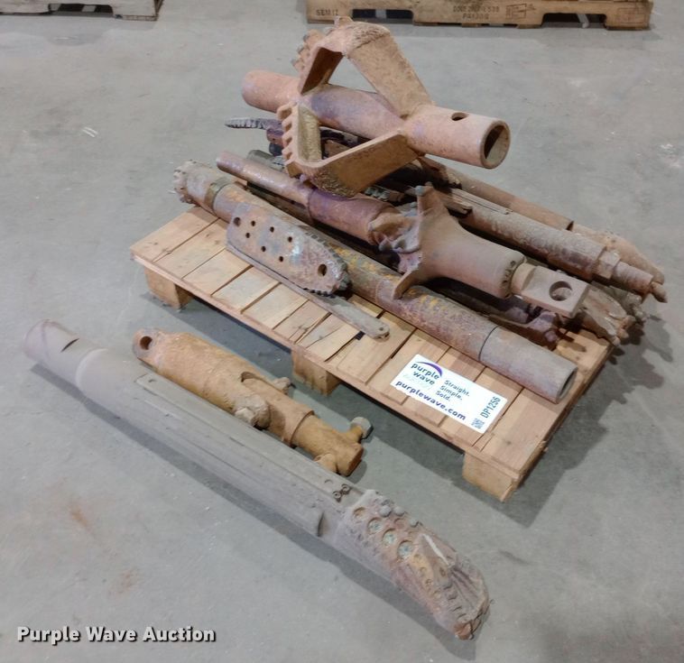 (8) drill heads - DP1256