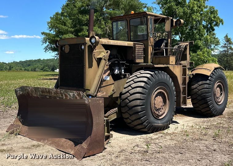 Clark  290 wheel dozer - DP8402