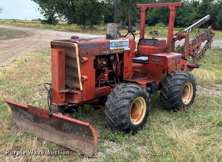 Ditch Witch R40A trencher - DX0859