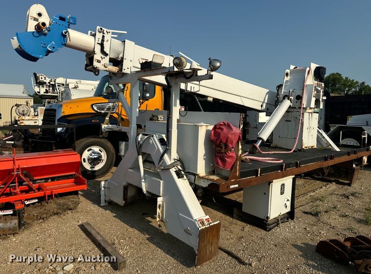 2014 Altec D3055 Crane - EI4010