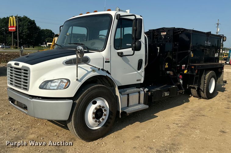 2012 Freightliner M2 Business Class pot hole patcher truck - EI4015