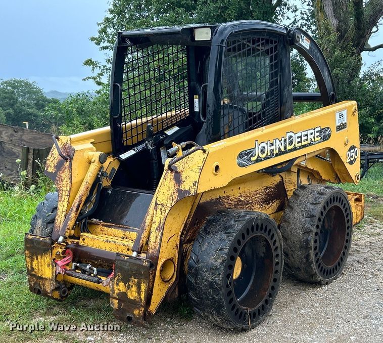 2003 John Deere  250 skid steer loader - EK4898