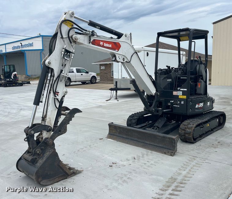 2023 Bobcat E35 mini excavator - EK8777