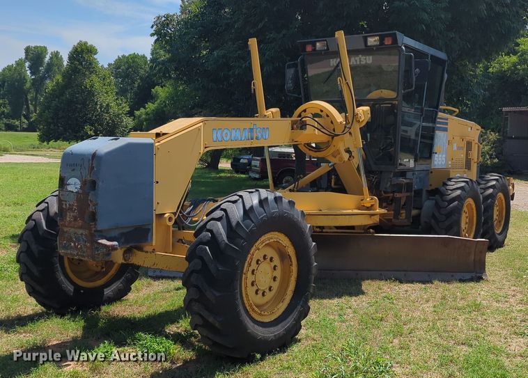 2005 Komatsu GD555-3 motor grader - NG9983