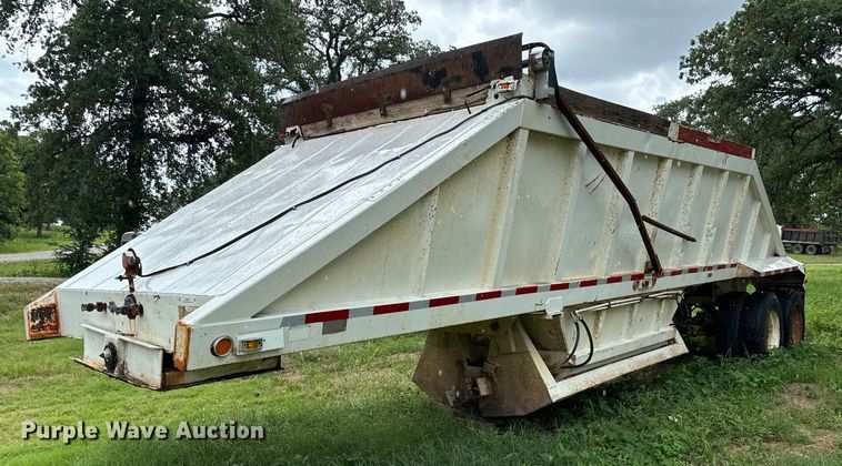 1981 Fruehauf  bottom dump trailer - NQ9675