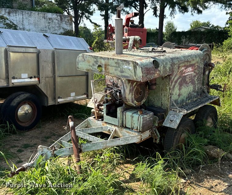 Meyers High Velocity sewer jetter trailer - DX0916