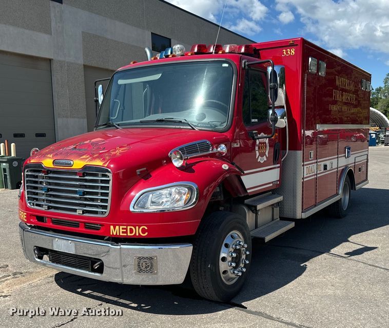 2010 Freightliner Buisness Class M2 ambulance - EH4337