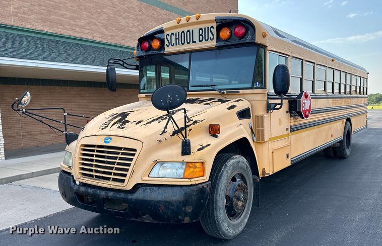 2008 Bluebird Vision school bus - EJ7078