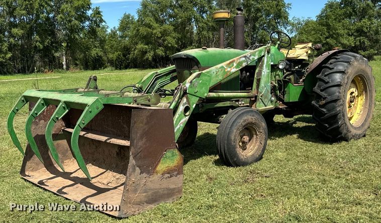 1962 John Deere  4010 tractor - MU9951
