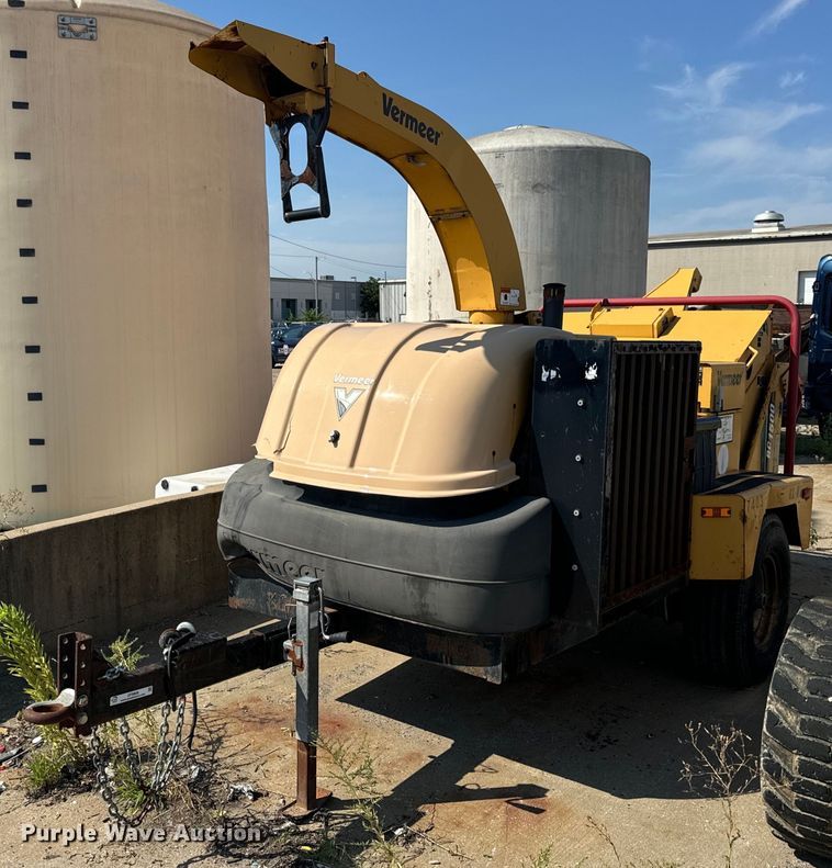 2008 Vermeer BC1500 wood chipper - OF9808
