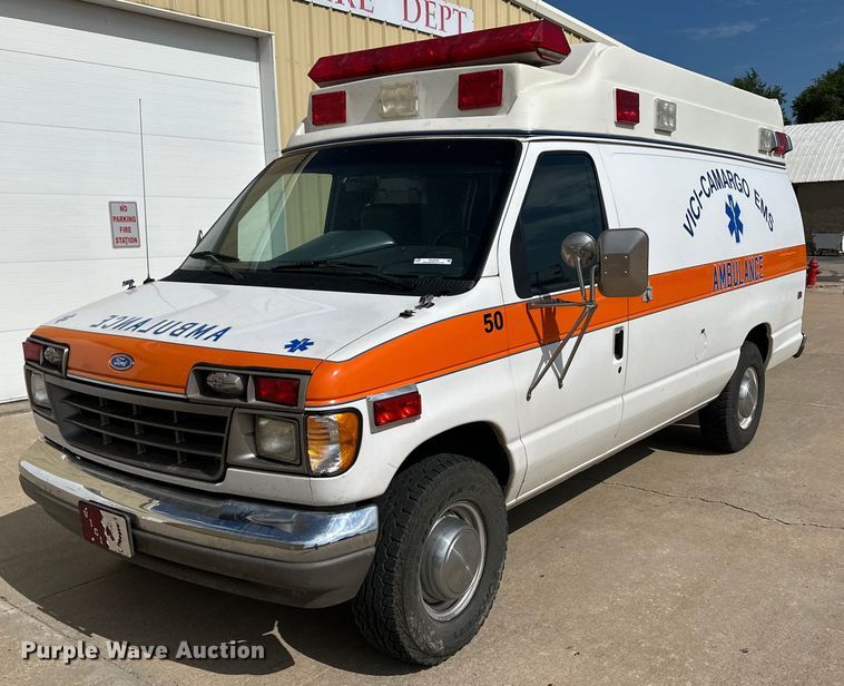 1992 Ford Econoline 350 ambulance - OL9720