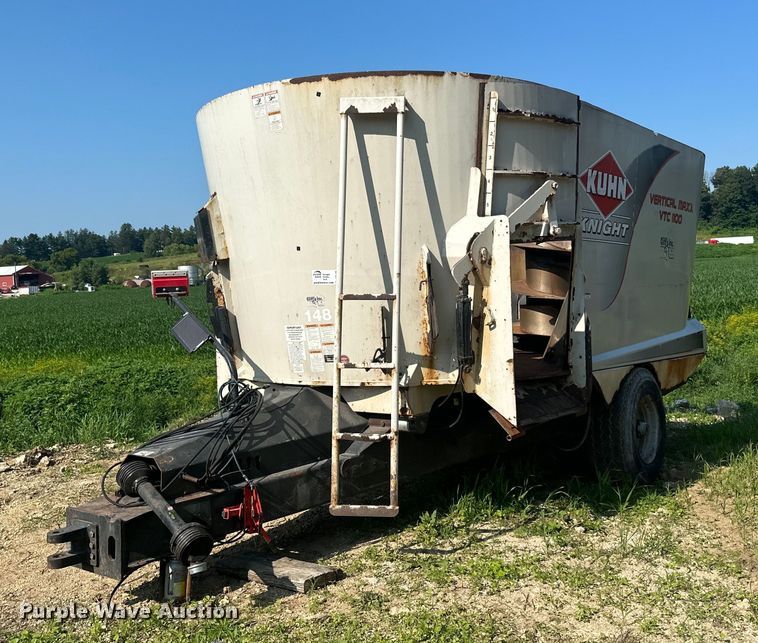 Kuhn Knight VTC 1100 feed mixer - DP8426