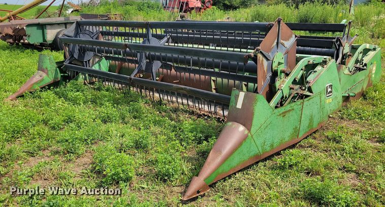 John Deere  916 rigid head - DR4348