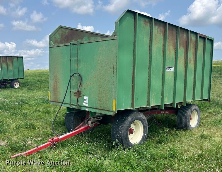 Gnuse silage dump wagon - EK8815