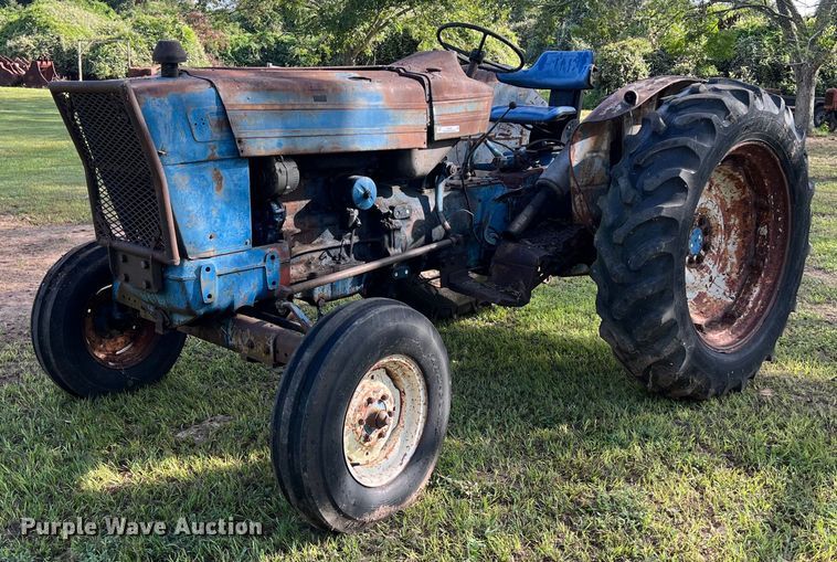 Ford 5000 tractor - LV9020