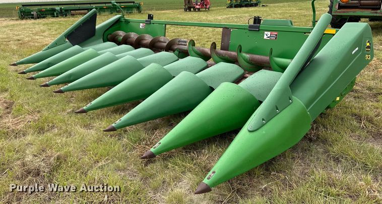 1998 John Deere 893 corn head - OL9656