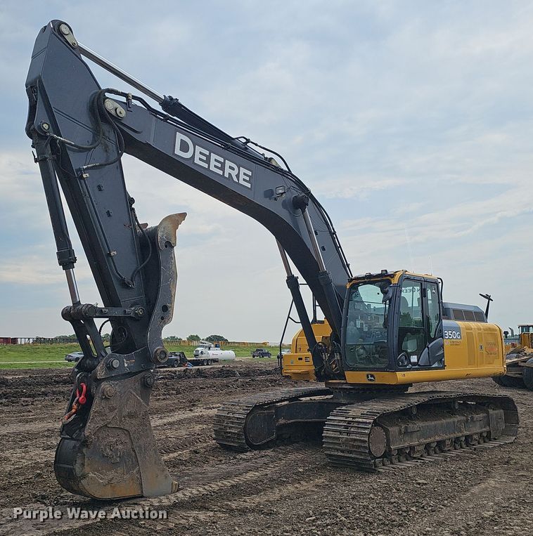 2017 John Deere 350G LC excavator - DS4636