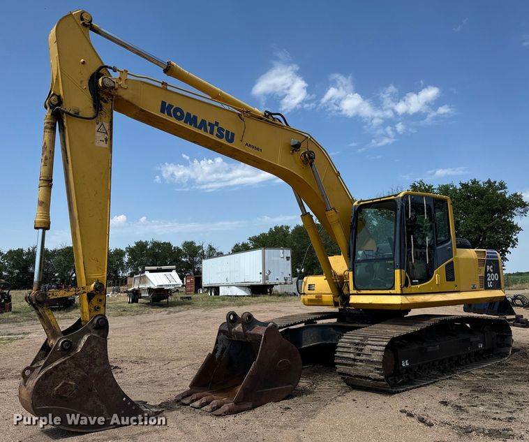 2010 Komatsu PC200 LC-8 excavator - LF9858