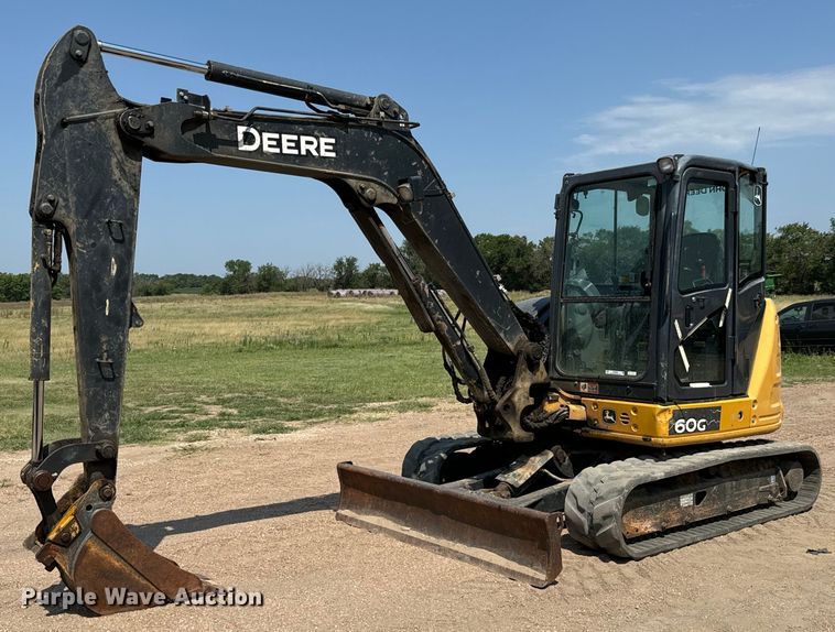 2018 John Deere  60G mini excavator - MU9995