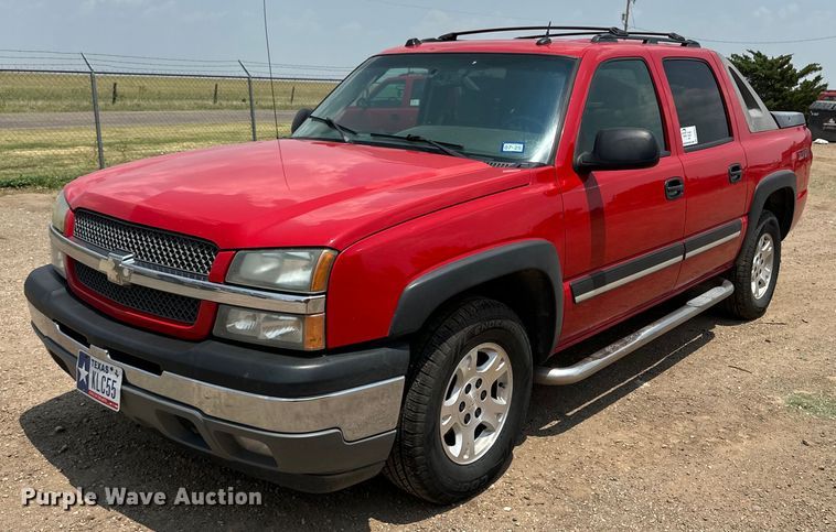 2005 Chevrolet Avalanche Crew Cab pickup truck - DK6937