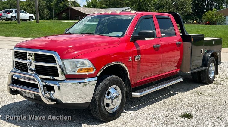 2012 Dodge  Ram 3500HD Crew Cab utility bed pickup truck - EK4920