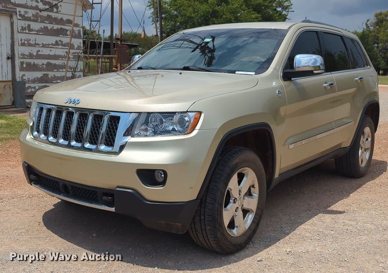 2011 Jeep Grand Cherokee Overland SUV - NW9612