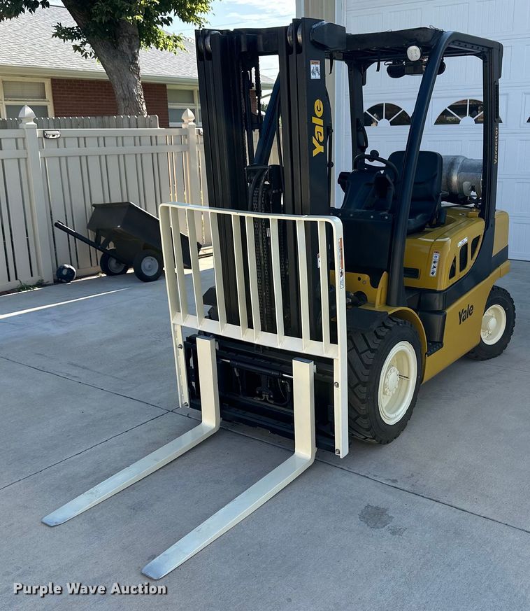 2019 Yale GLP050VXNKAE084 forklift - OM9500