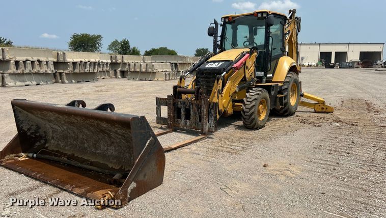 2015 Caterpillar 420F2 IT backhoe - DJ6369