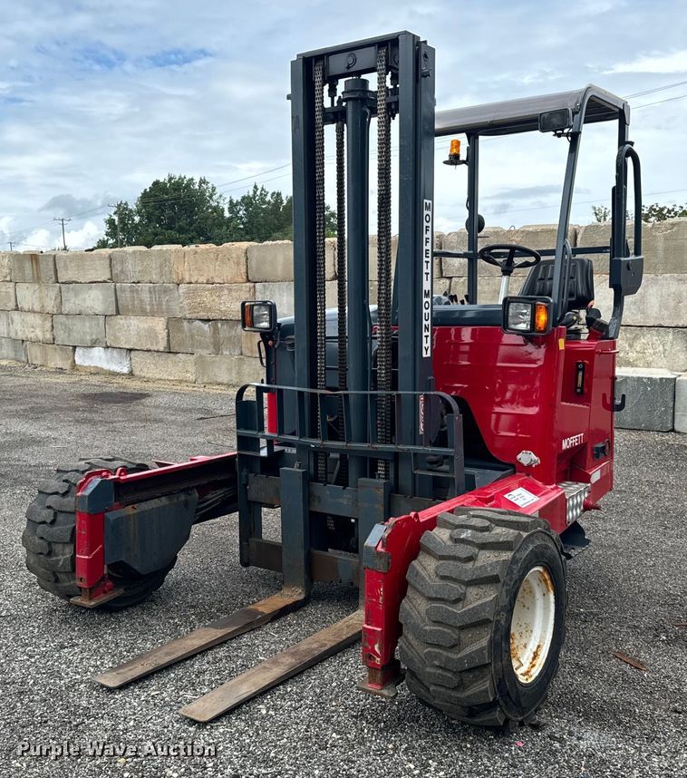 2012 Moffett M70 forklift - DV5849