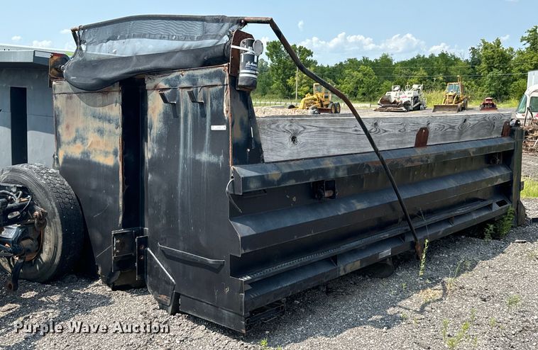 Henderson dump bed - DX0994