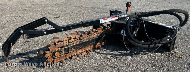 Kubota TR48 skid steer trencher - EG0817