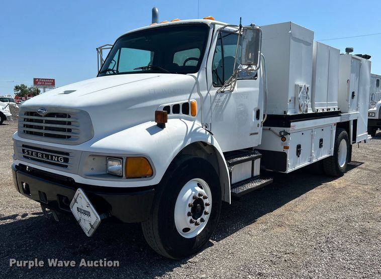 2005 Sterling Acterra fuel / lube truck - EG0860